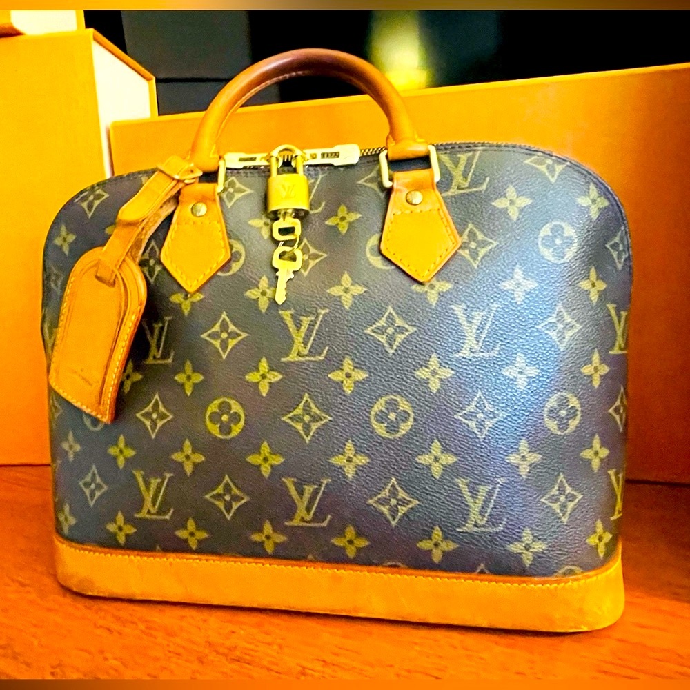 Louis Vuitton, Alma Vintage monogram